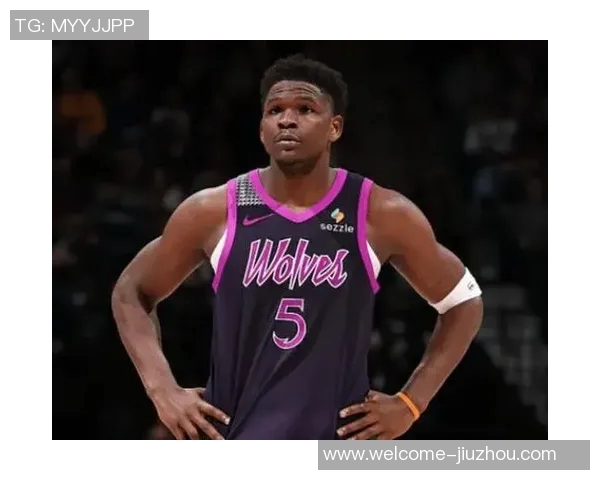 爱德华兹场均297分52篮板迎战独行侠森林狼客场挑战再添看点